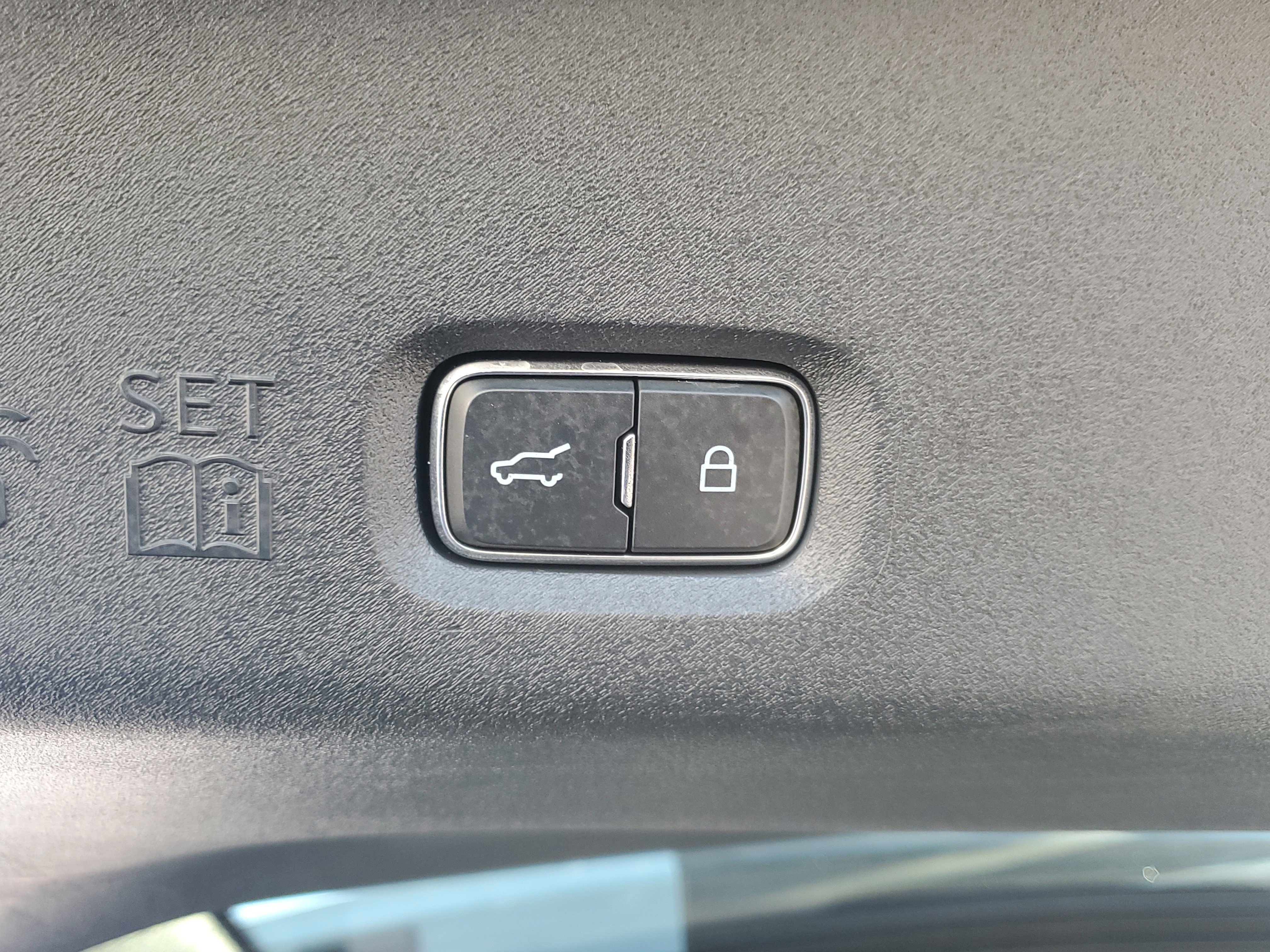 Certified 2025 Ford Expedition Active image 12