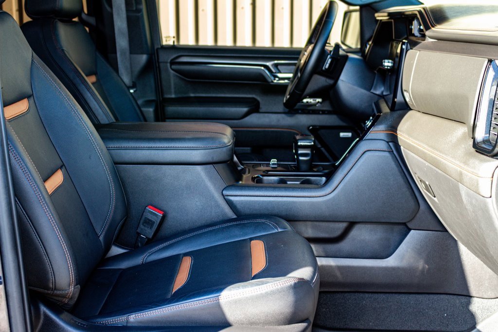 Used 2024 GMC Sierra 1500 AT4 w/ Technology Package image 24