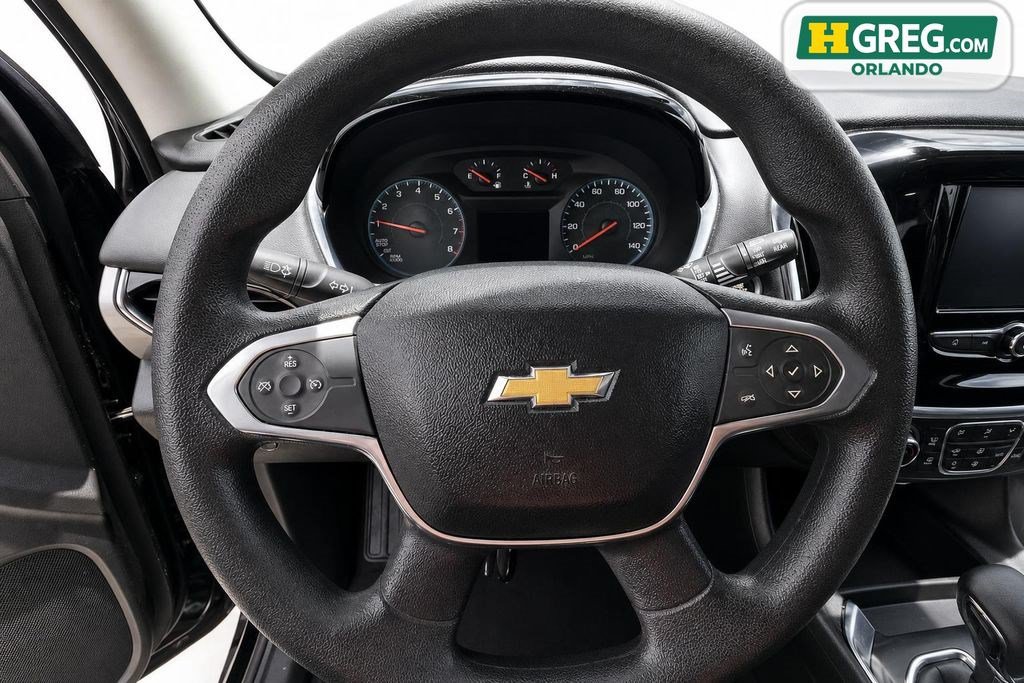 Used 2021 Chevrolet Traverse LS FWD image 11