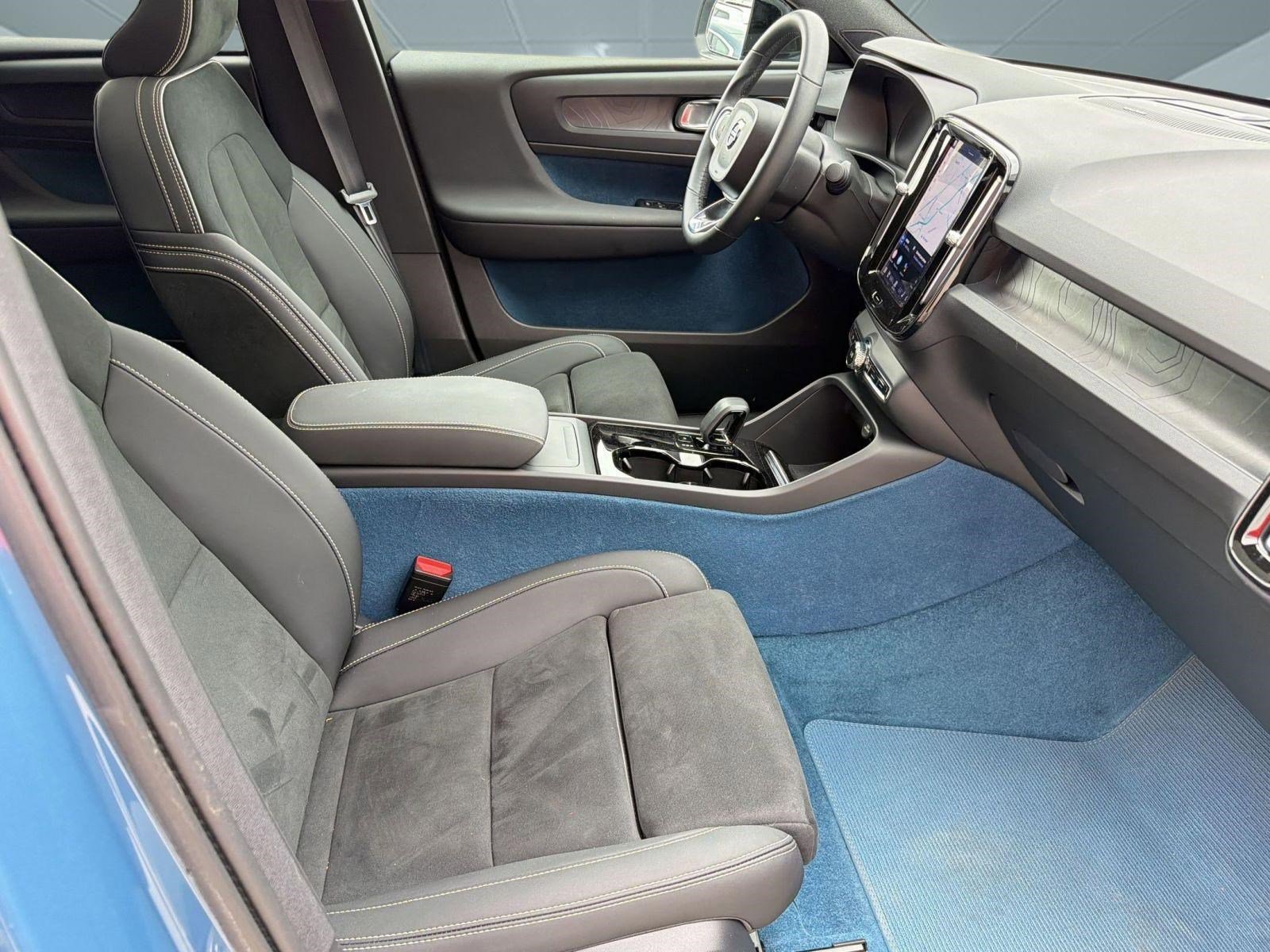 Certified 2023 Volvo C40 P8 Recharge Ultimate image 30