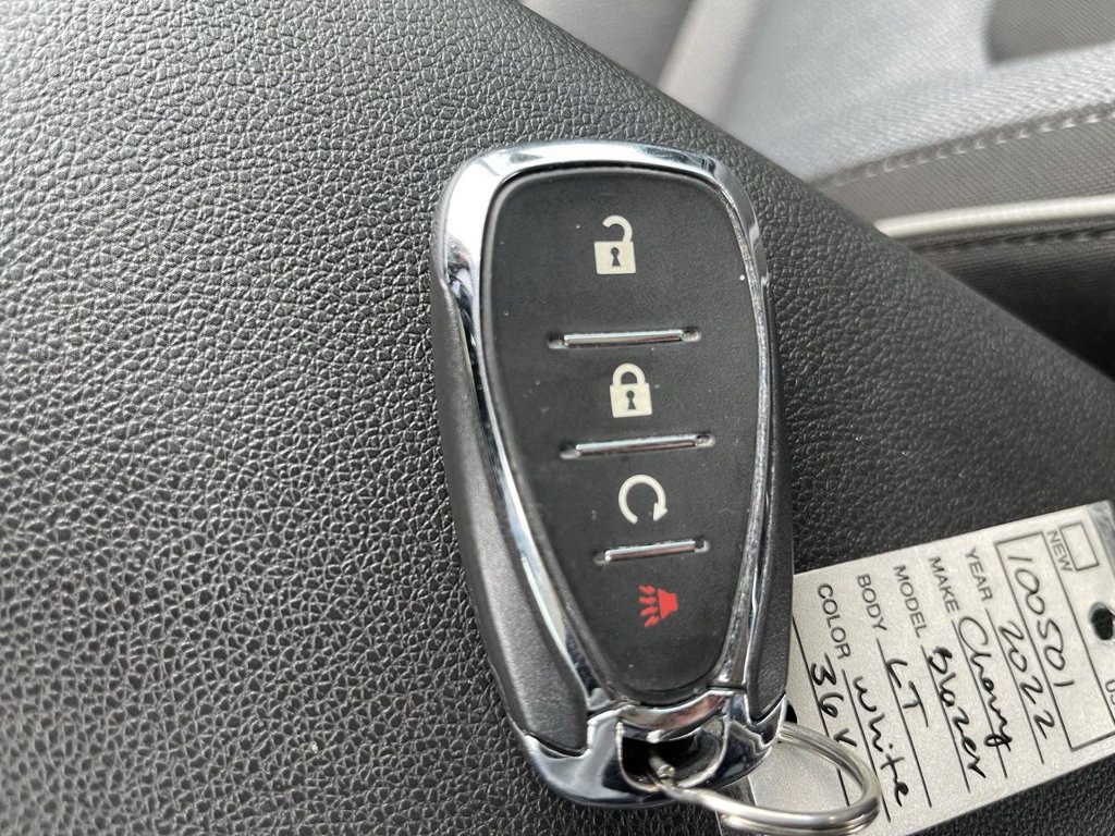 Used 2022 Chevrolet TrailBlazer LT w/ Convenience Package FWD image 57