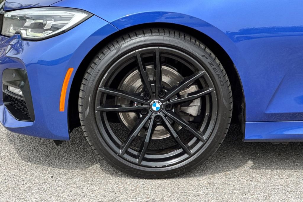 Used 2020 BMW 330i Sedan w/ M Sport Package RWD image 31