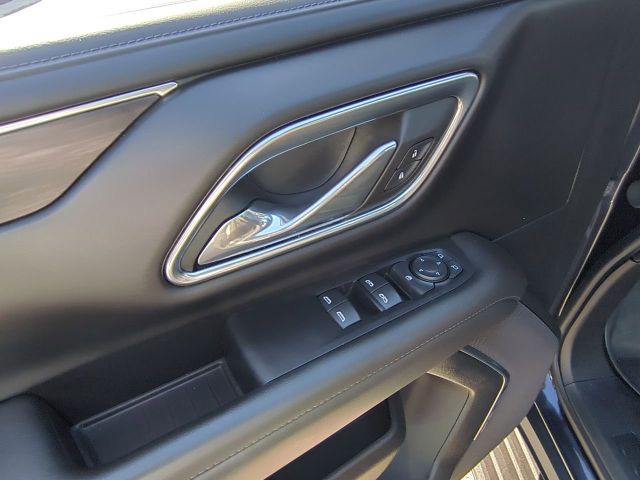 Certified 2024 Chevrolet Tahoe LS w/ Driver Alert Package image 22