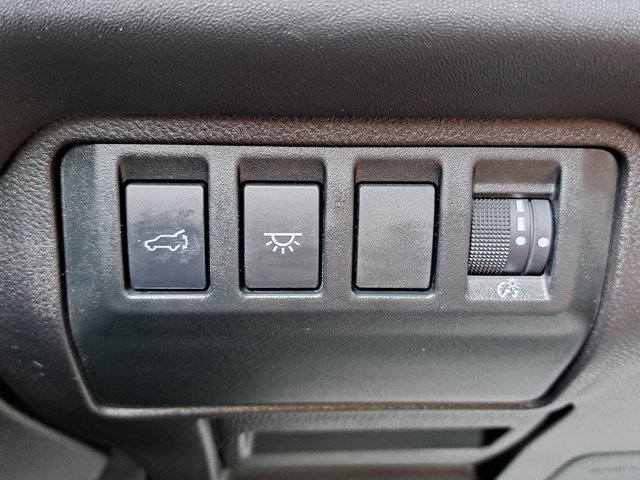Used 2025 Subaru Ascent Bronze Edition AWD/4WD image 13