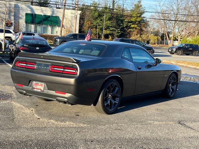 Used 2019 Dodge Challenger R/T image 5