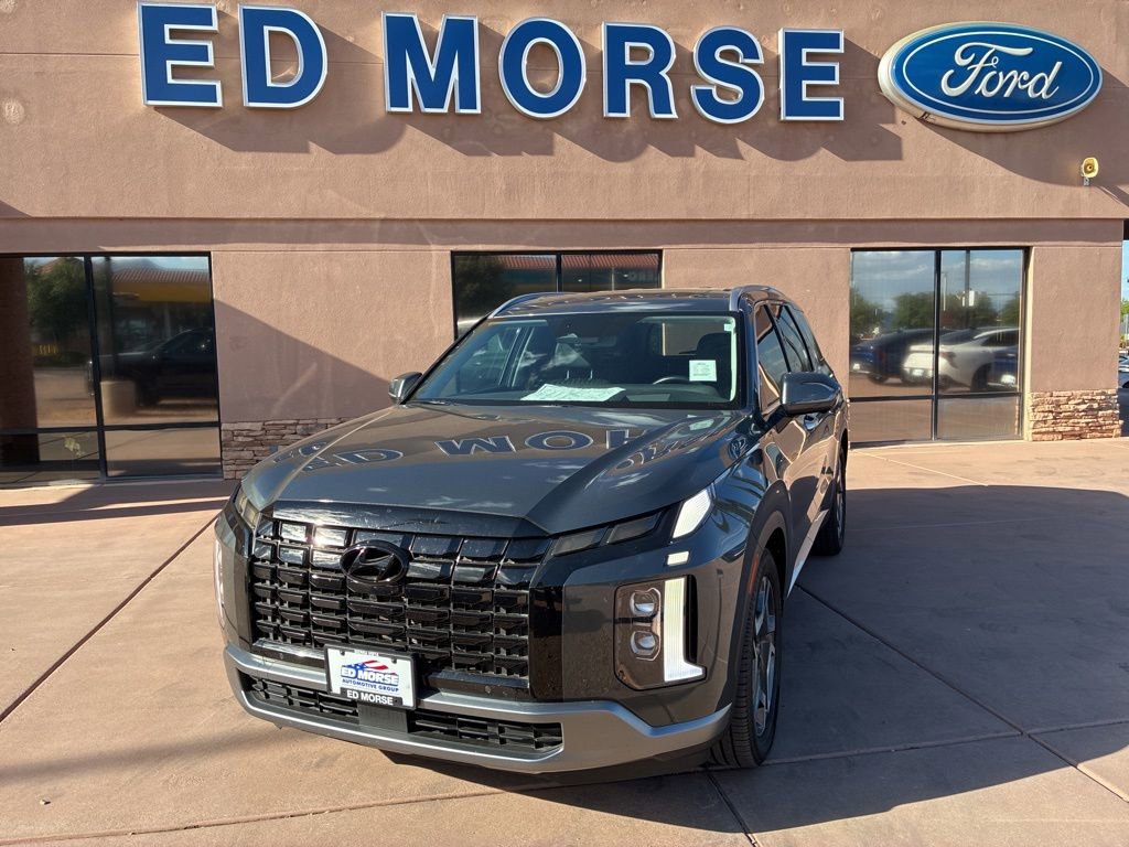Used 2023 Hyundai Palisade Limited image 1