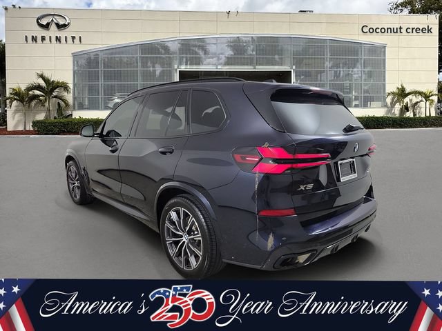 Used 2024 BMW X5 xDrive40i w/ M Sport Package AWD/4WD image 3