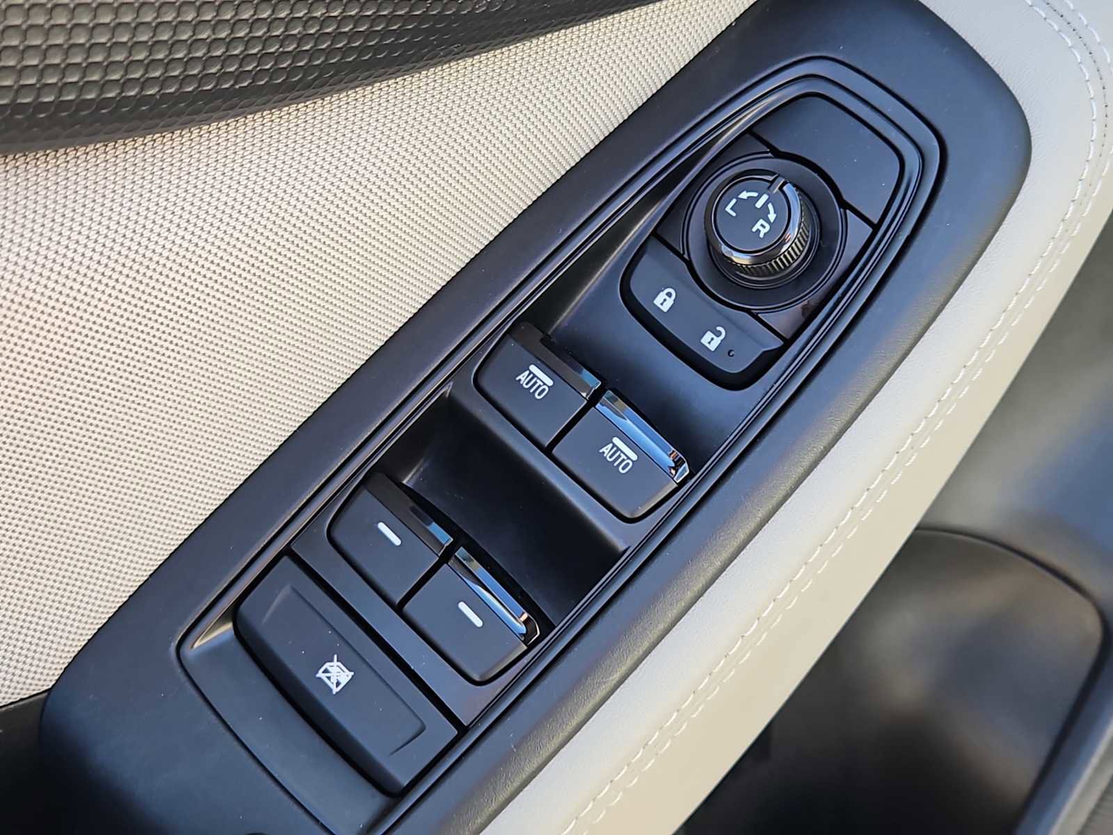 Used 2022 Subaru Forester Premium image 20