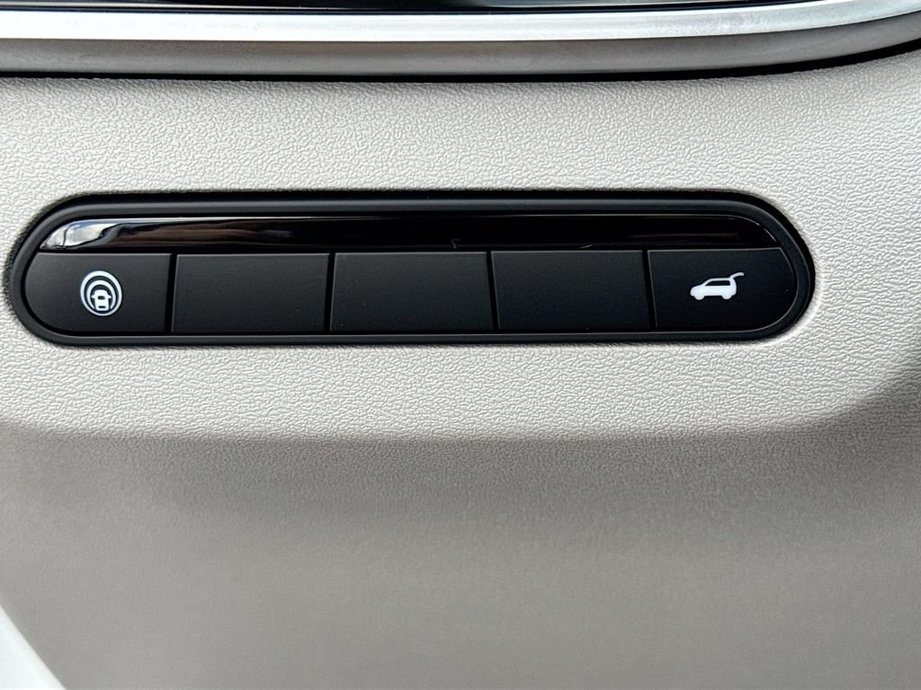 New 2027 INFINITI QX60 Pure w/ Cargo Package FWD image 10