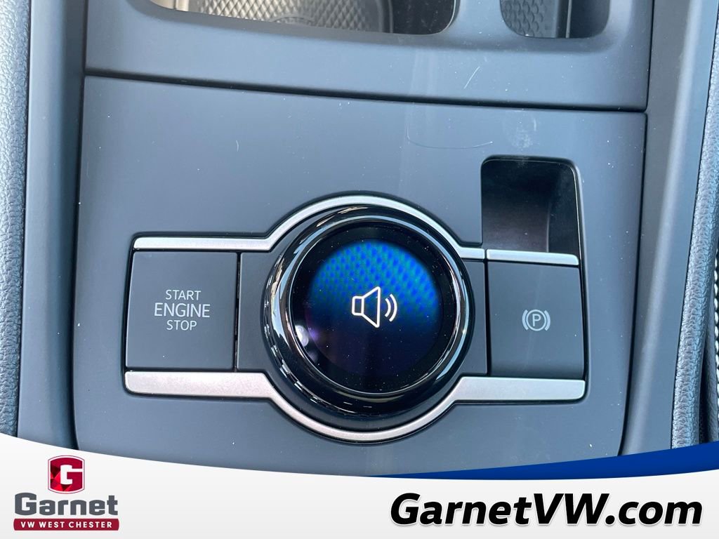 New 2026 Volkswagen Tiguan SE image 38