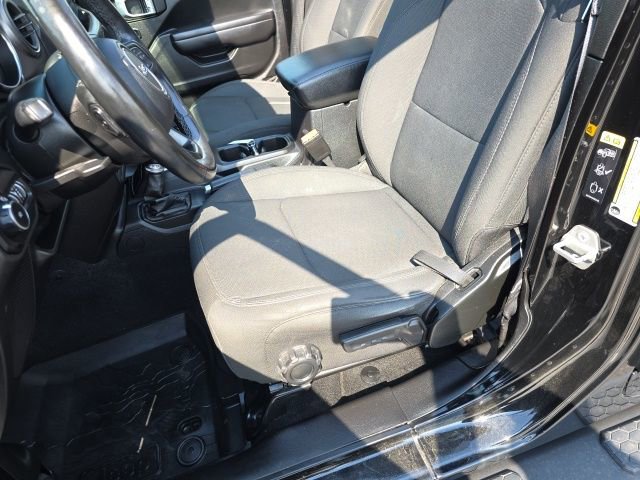 Used 2021 Jeep Wrangler Unlimited Sport w/ Sun And Sound Package AWD/4WD image 16