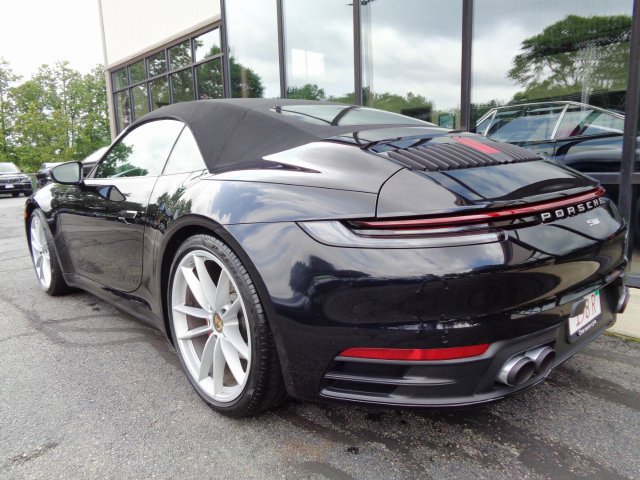 Used 2021 Porsche 911 Carrera RWD image 8