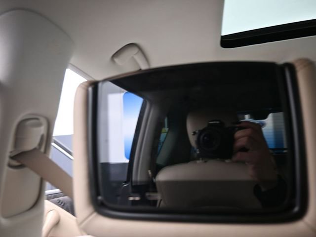 Used 2022 Nissan Armada Platinum image 12