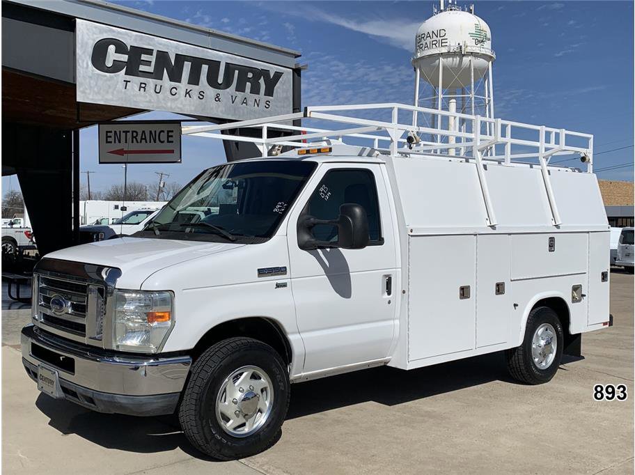 Used 2011 Ford E-350 and Econoline 350 Super Duty w/ PWR Locks & Windows Group image 1
