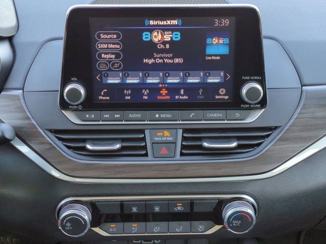 Used 2025 Nissan Altima 2.5 SV image 18