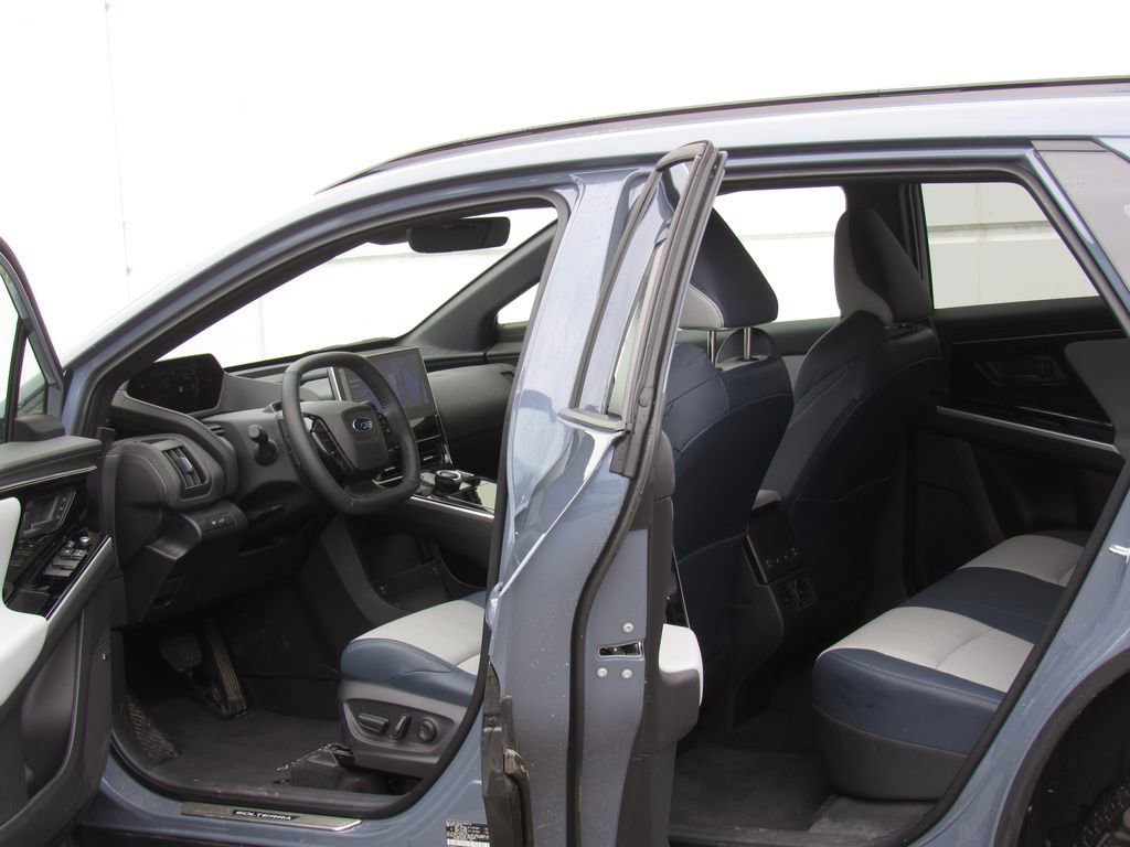 Used 2025 Subaru Solterra AWD/4WD image 15