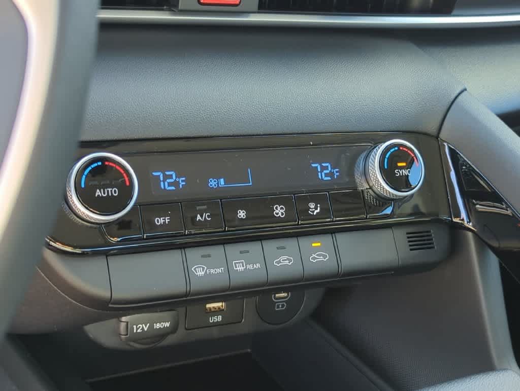 New 2026 Hyundai Elantra Hybrid FWD image 31