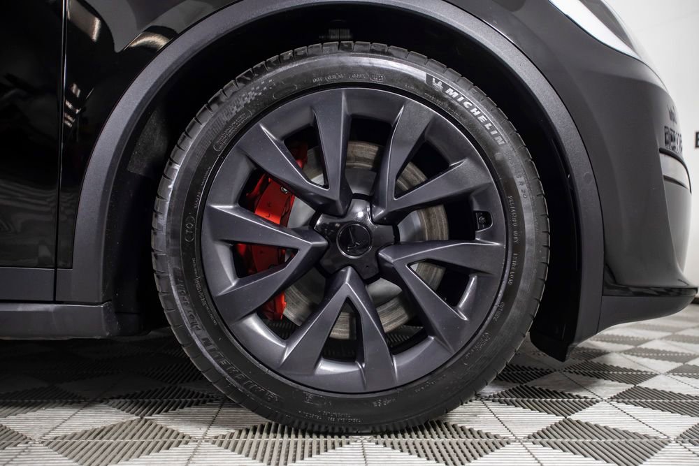 Used 2024 Tesla Model X Plaid image 29