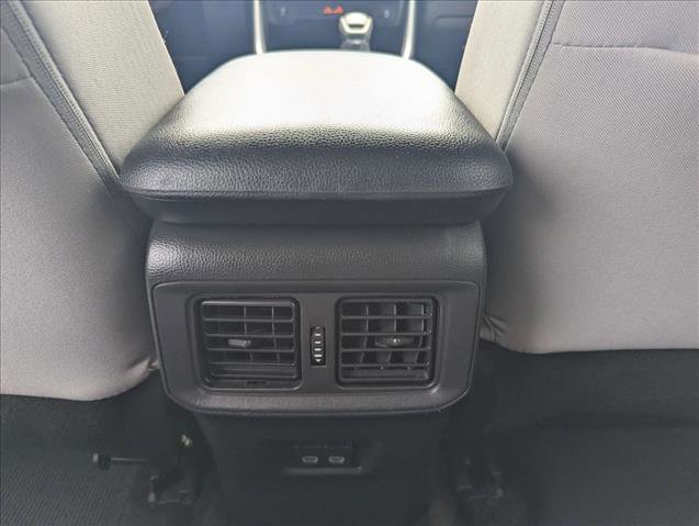 Used 2025 Toyota RAV4 XLE w/ Convenience Package FWD image 16
