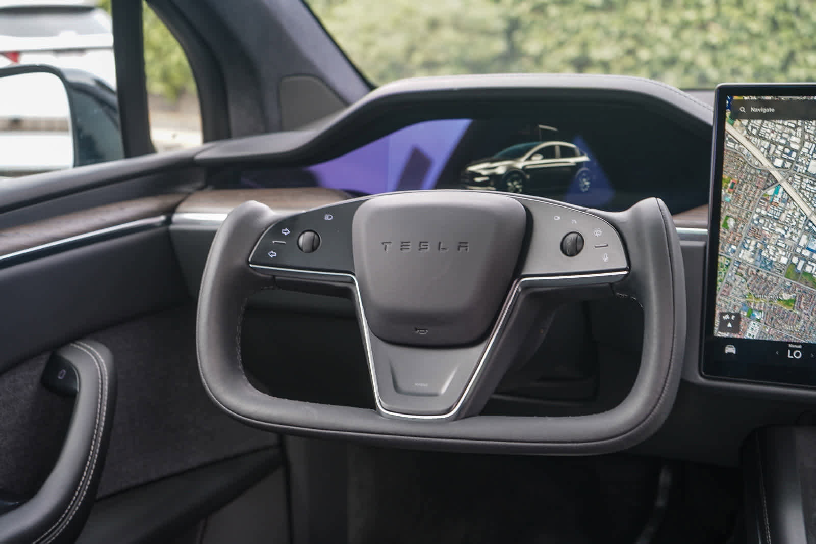 Used 2023 Tesla Model X image 15