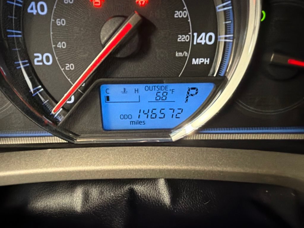 Used 2015 Toyota RAV4 Limited w/ Technology Package AWD/4WD image 22