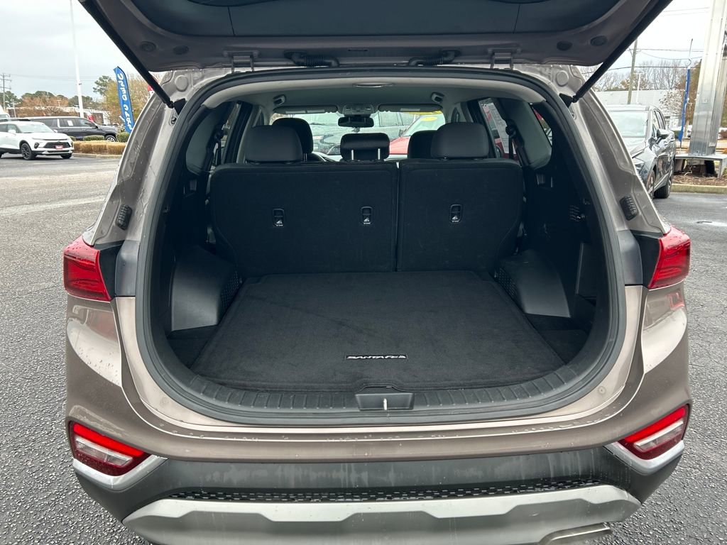 Used 2020 Hyundai Santa Fe SE w/ Cargo Package image 24