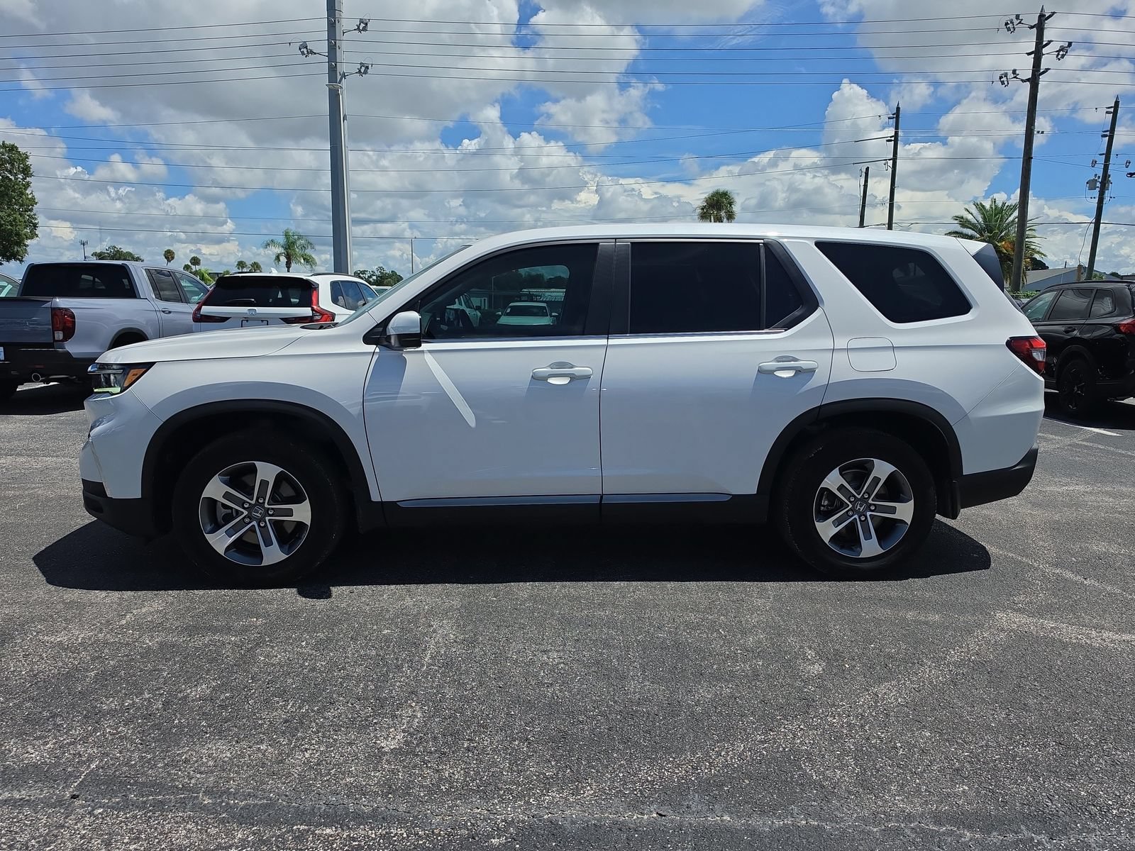 Certified 2025 Honda Pilot EX-L image 6