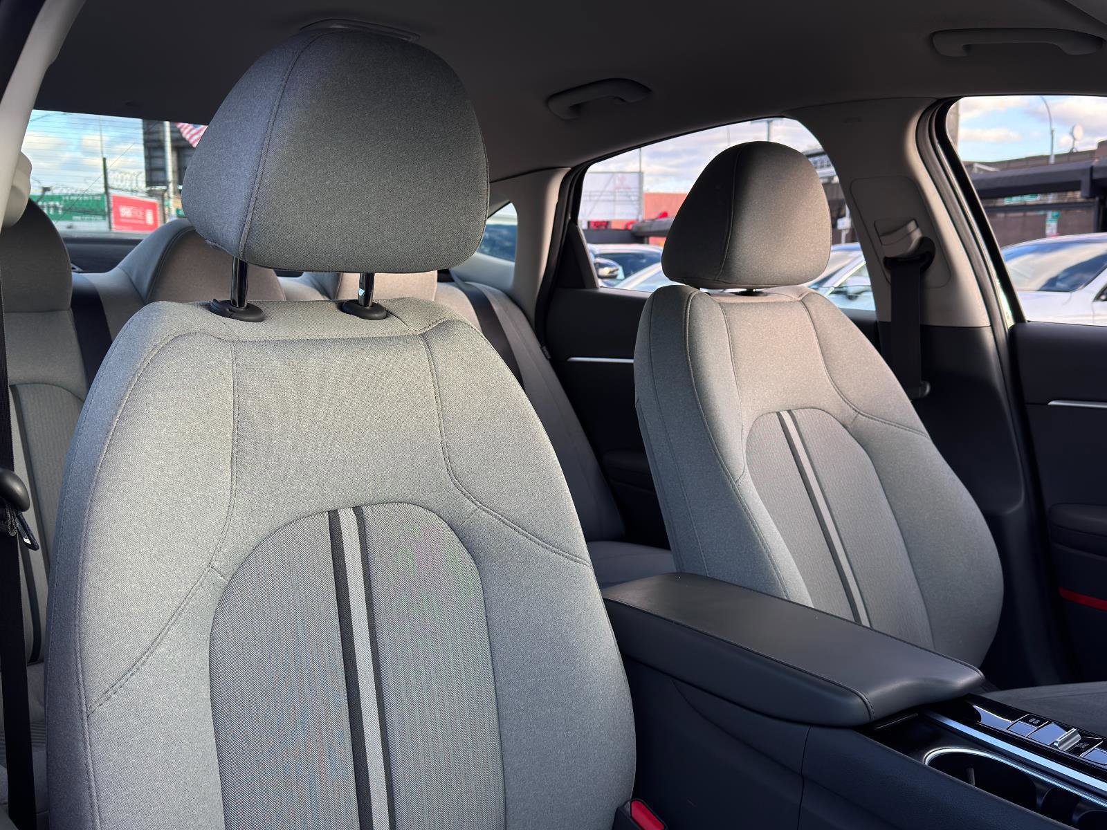 Used 2020 Hyundai Sonata SE image 29