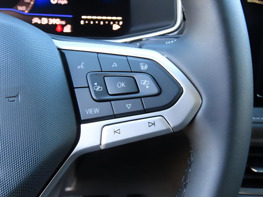 New 2025 Volkswagen Taos SE AWD/4WD image 28