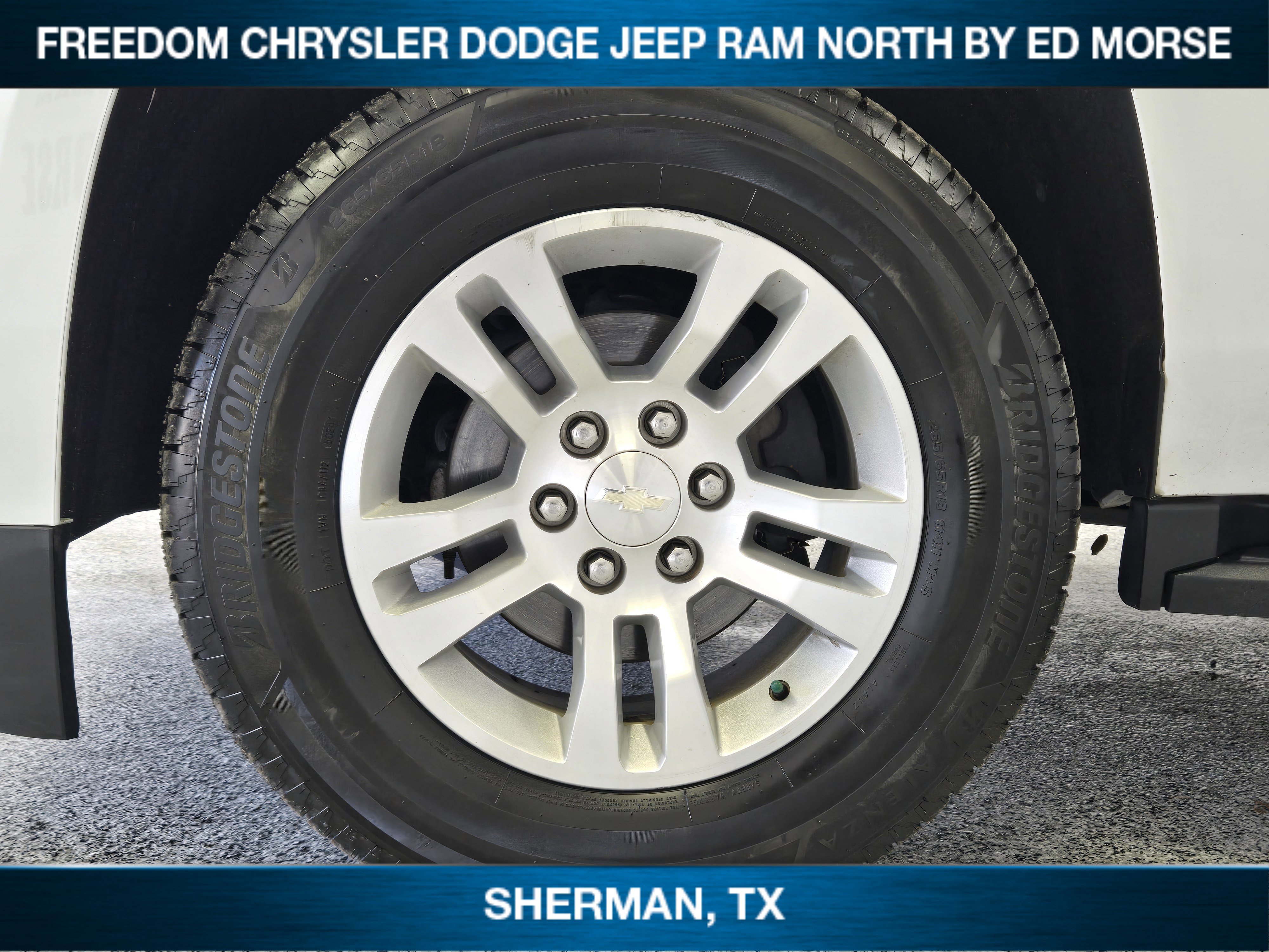 Used 2019 Chevrolet Suburban LT image 7