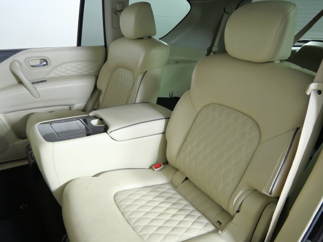 Used 2019 INFINITI QX80 Luxe w/ 22" Wheel Package AWD/4WD image 16
