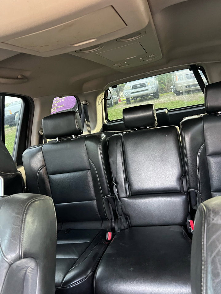 Used 2011 Nissan Armada SL w/ DVD FES Pkg image 8