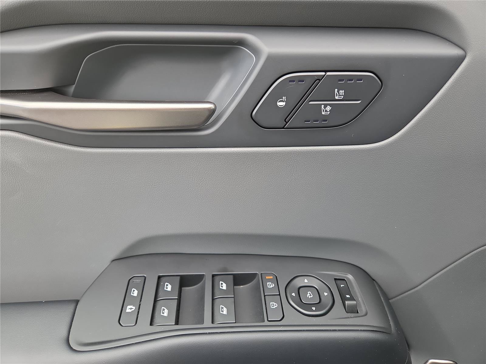 Certified 2024 Kia EV9 Wind AWD/4WD image 14