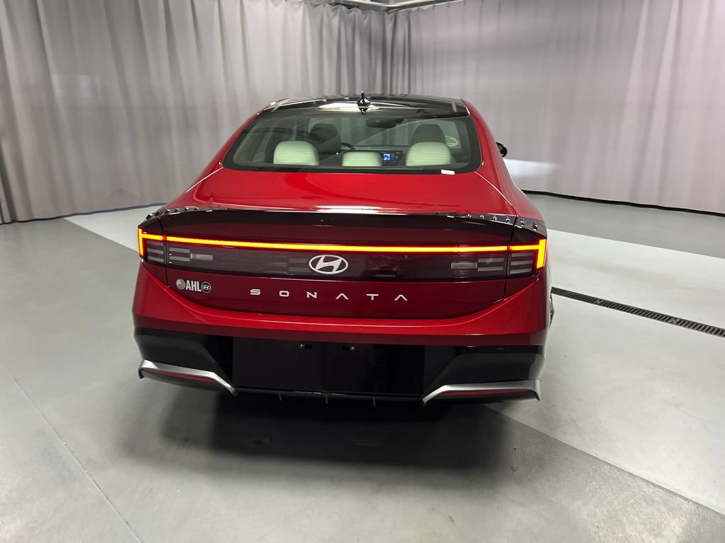 Used 2024 Hyundai Sonata SEL w/ Convenience Package FWD image 6