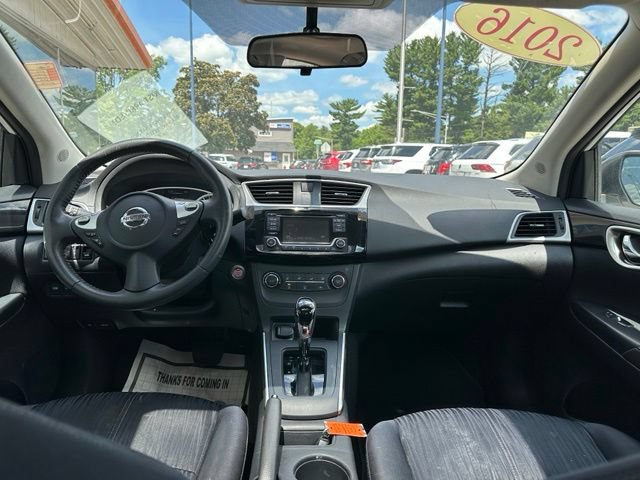 Used 2016 Nissan Sentra SV w/ Style Package FWD image 18
