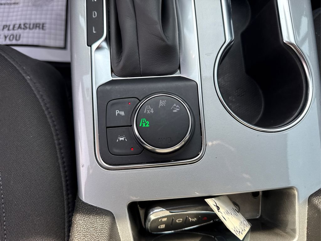 Used 2022 Chevrolet Blazer LT AWD/4WD image 36