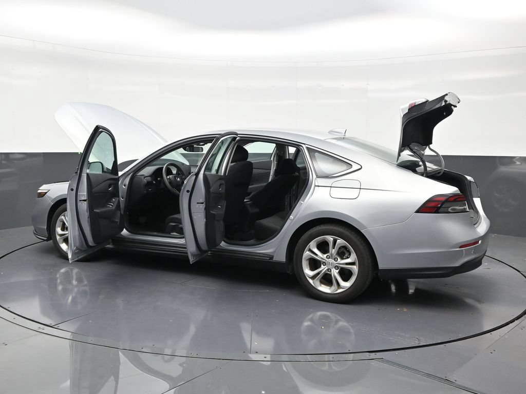 Used 2024 Honda Accord LX image 31