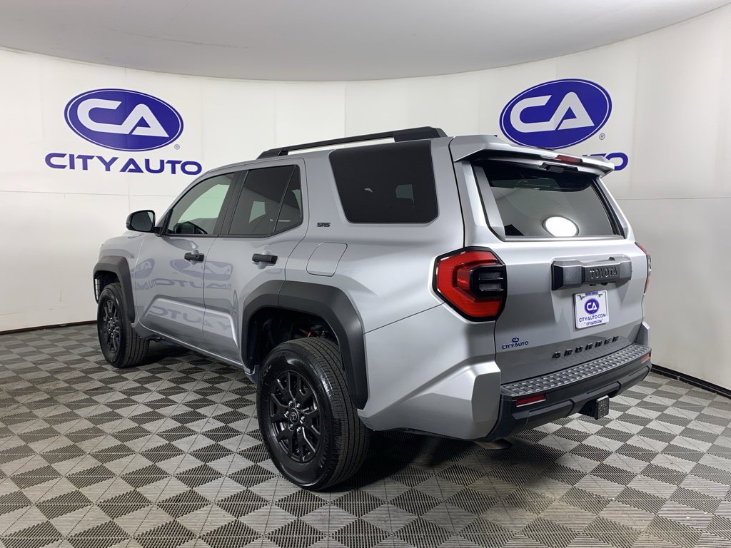 Used 2025 Toyota 4Runner SR5 image 5