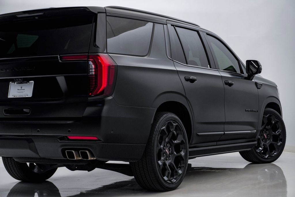 Used 2025 GMC Yukon Denali Ultimate AWD/4WD image 10