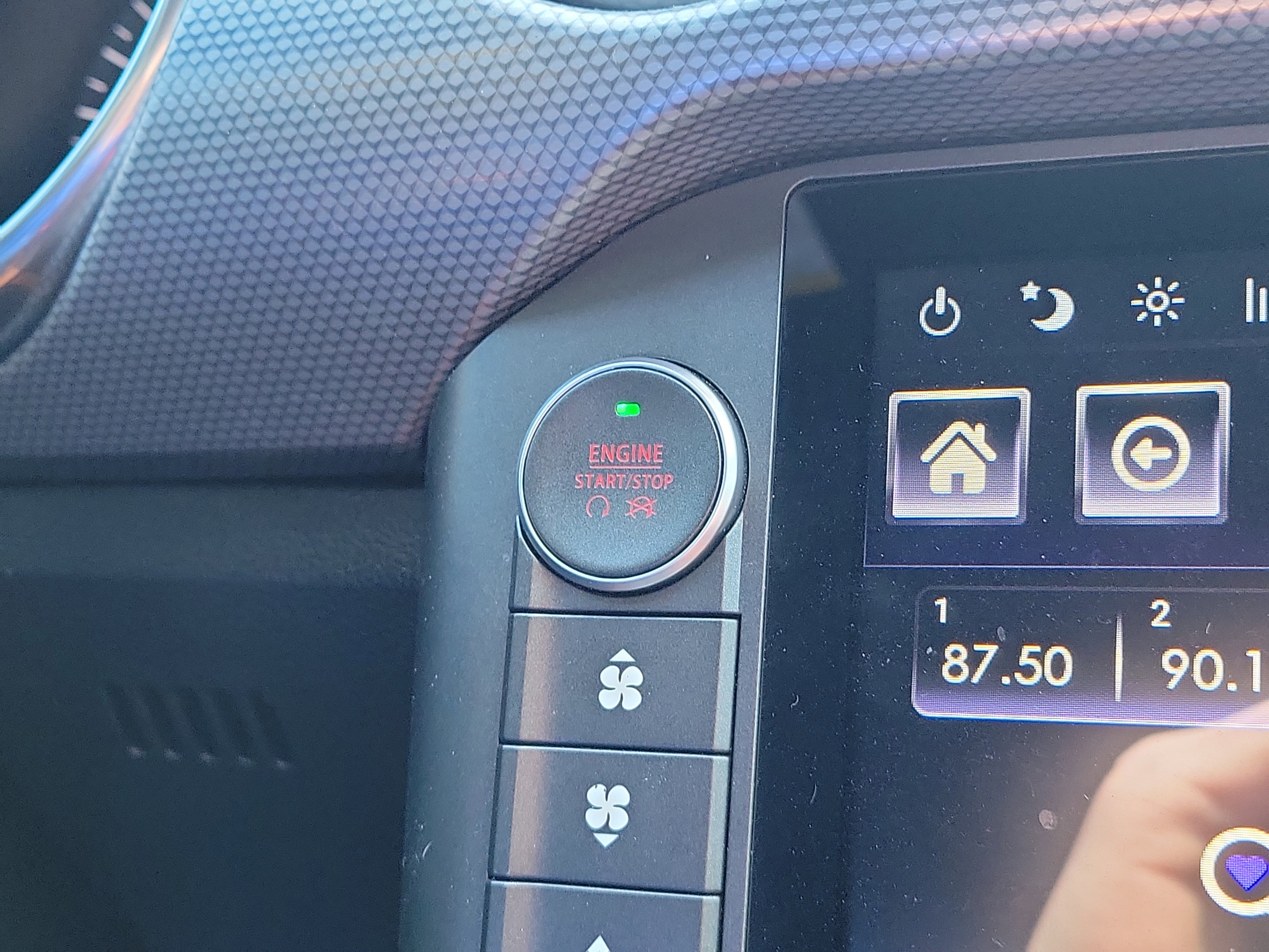 Used 2019 Ford Mustang GT image 25