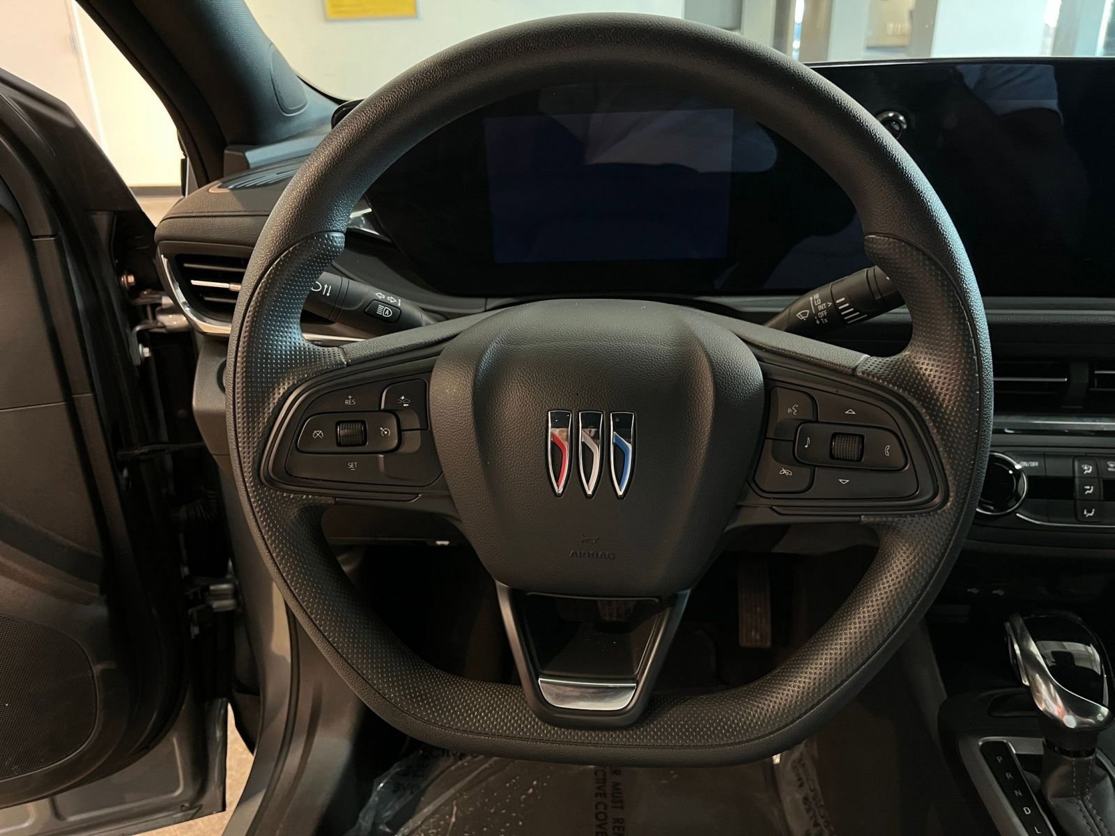 Used 2025 Buick Envista Preferred image 27