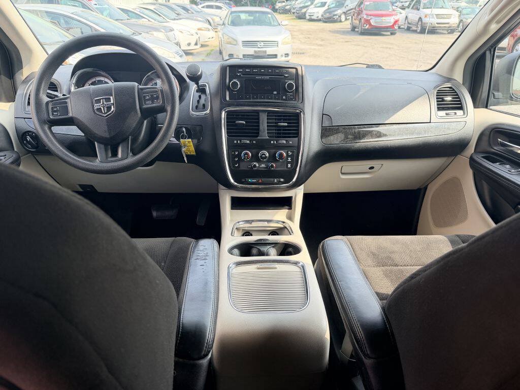 Used 2013 Dodge Grand Caravan SXT FWD image 8