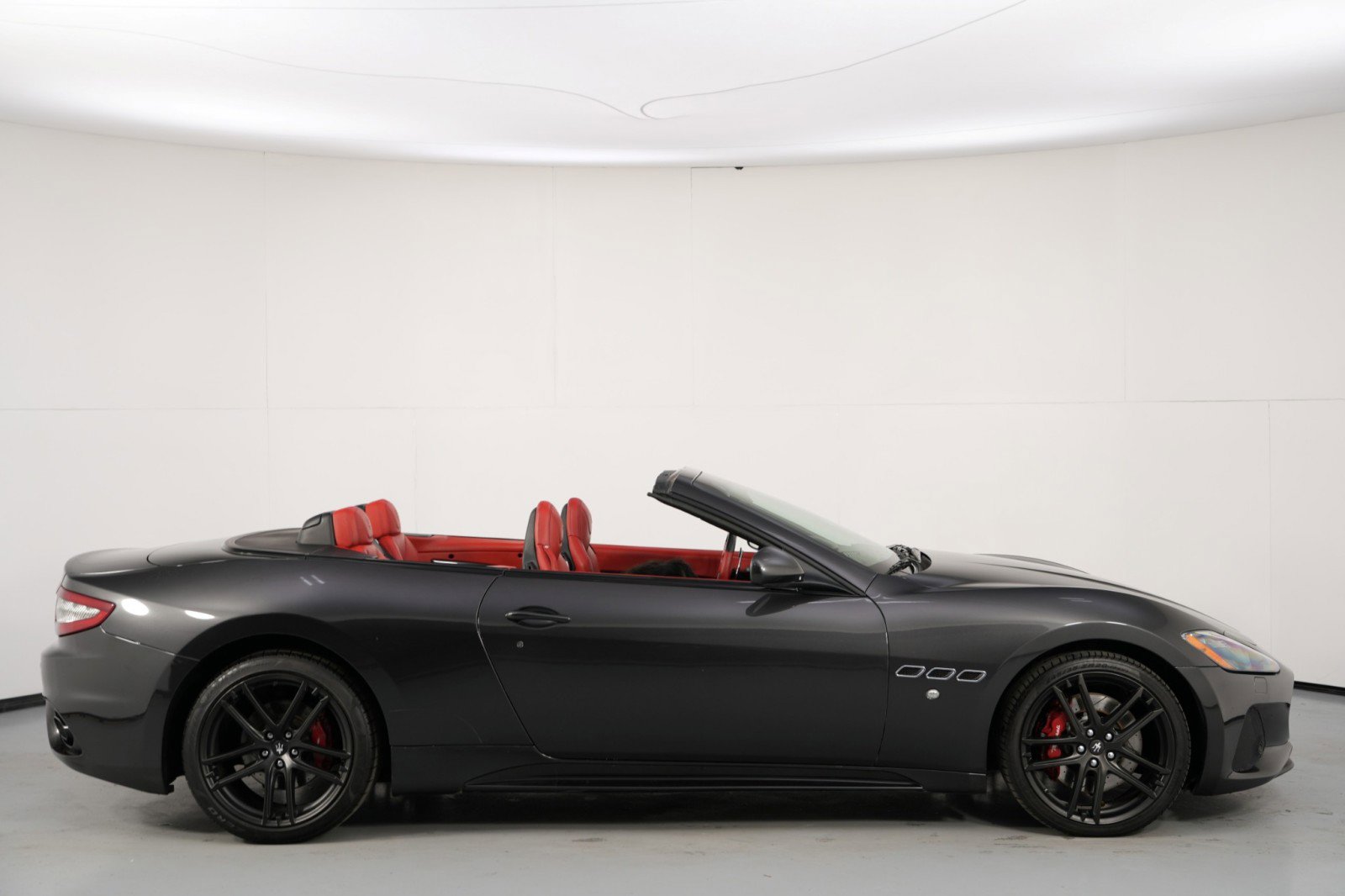 Used 2018 Maserati GranTurismo Sport image 46