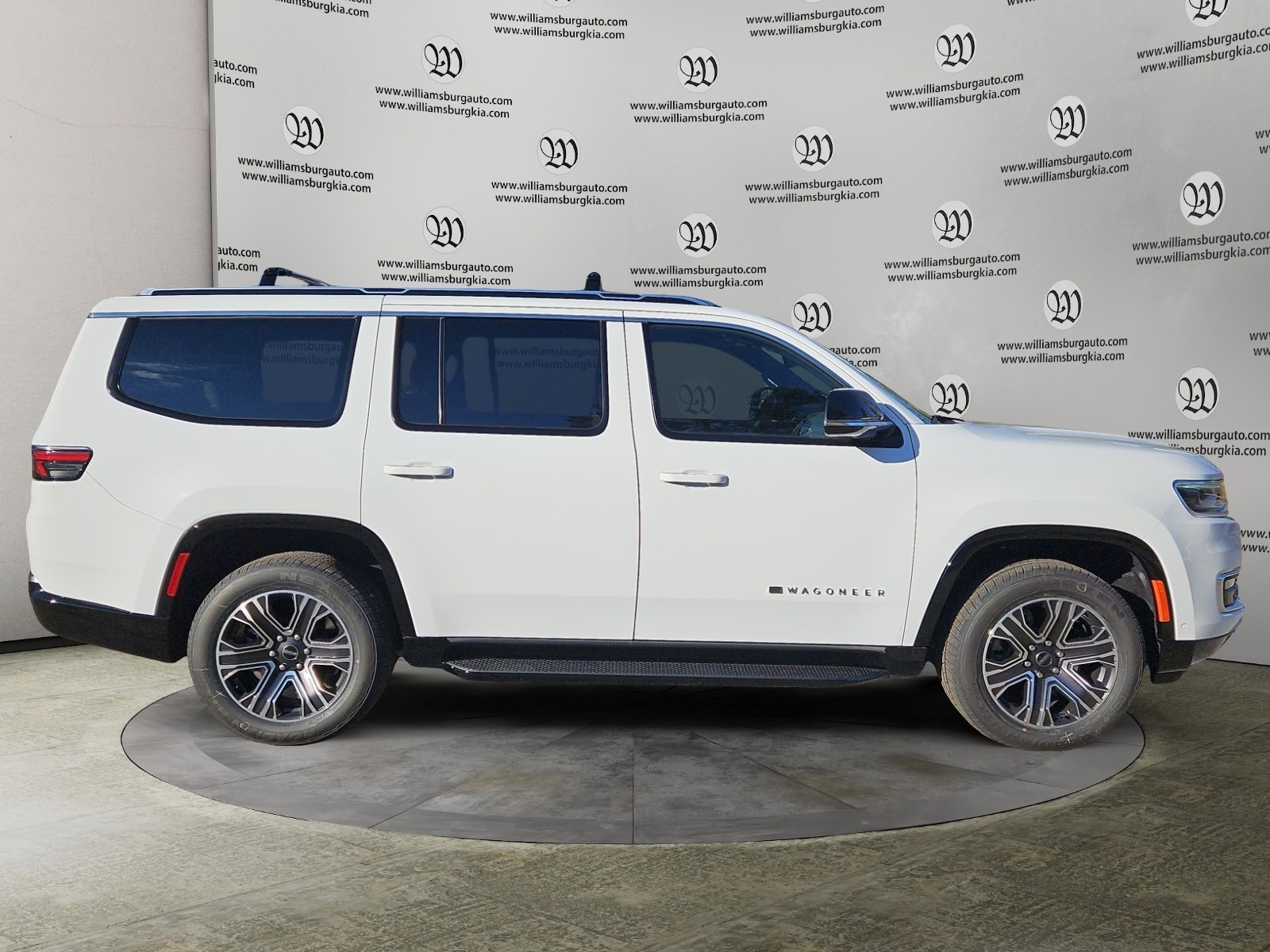 New 2025 Jeep Wagoneer 4WD image 6