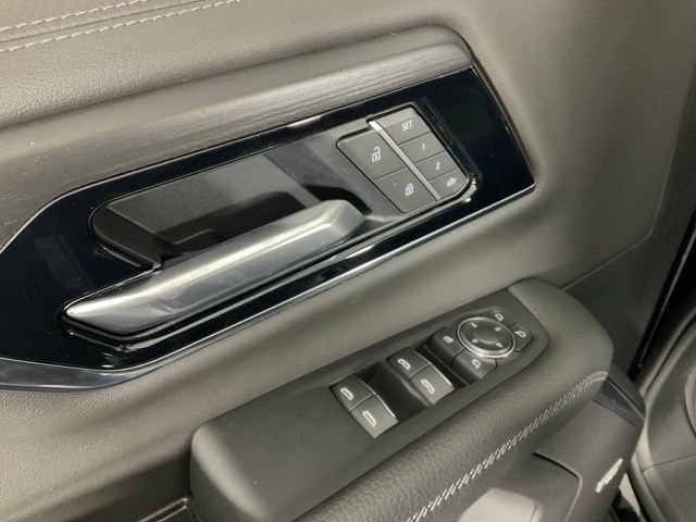 New 2026 GMC Yukon XL Denali w/ Denali Reserve Package AWD/4WD image 28