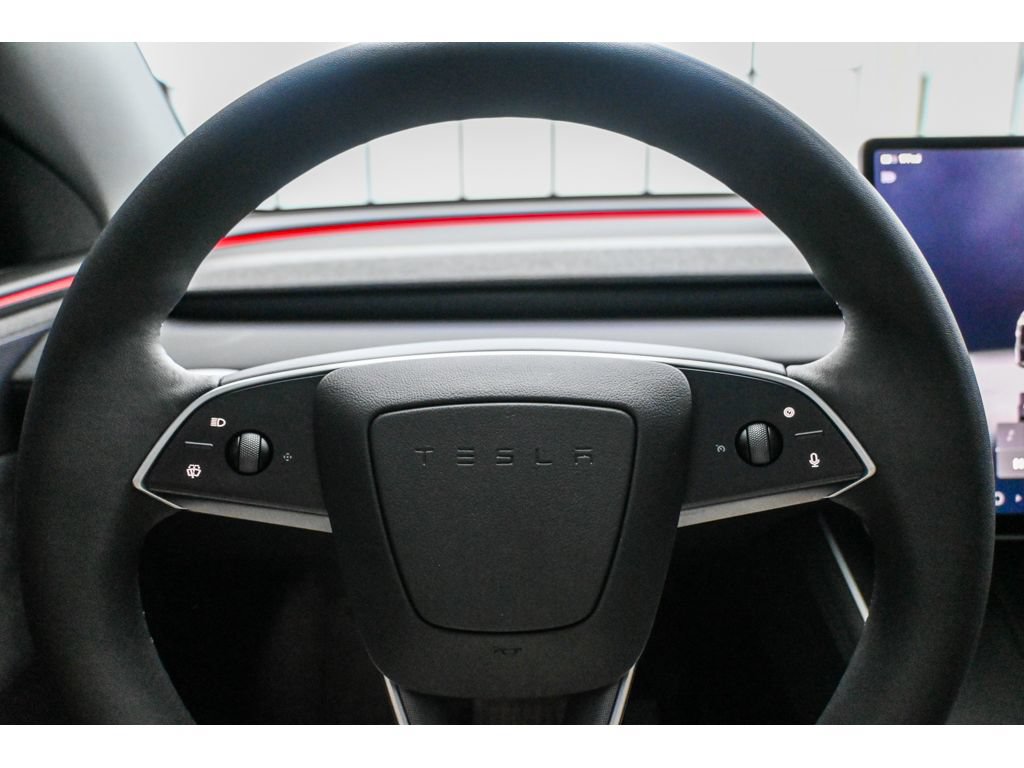 Used 2026 Tesla Model Y Long Range RWD image 40