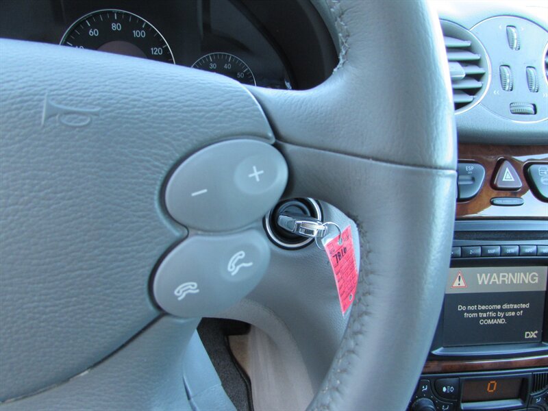 Used 2004 Mercedes-Benz CLK 500 Coupe image 12