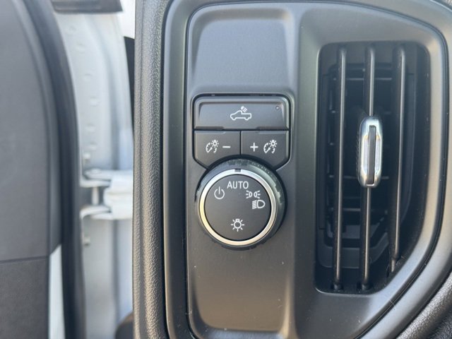 Used 2021 Chevrolet Silverado 1500 W/T w/ Trailering Package image 19