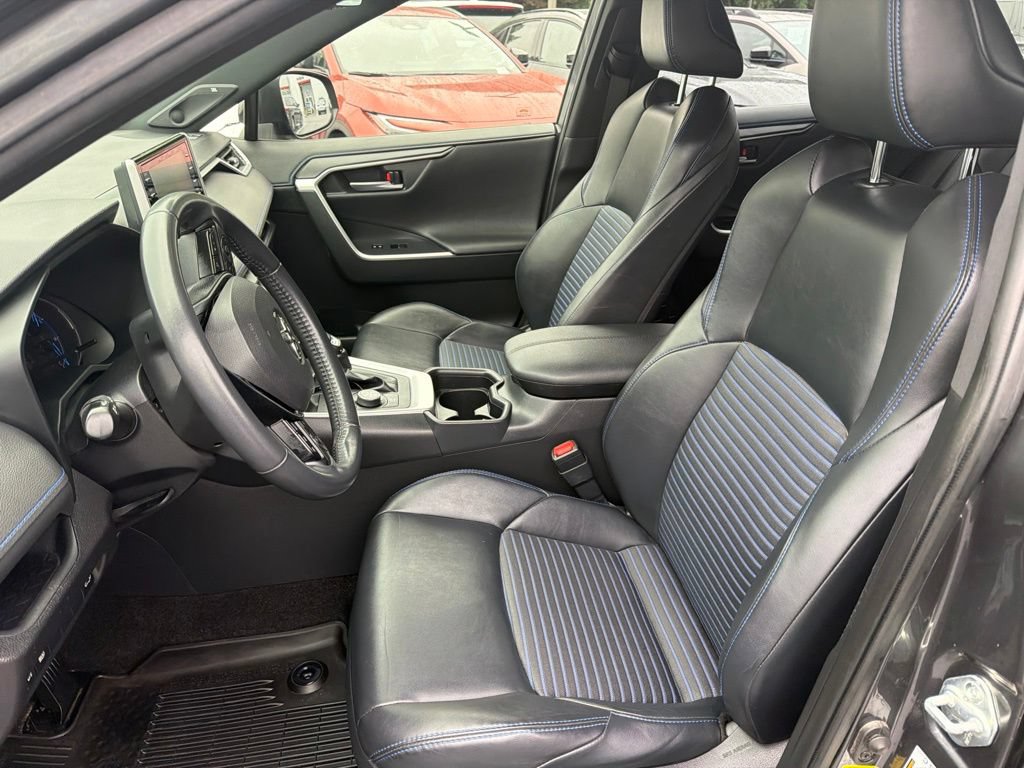 Used 2020 Toyota RAV4 XSE AWD/4WD image 23