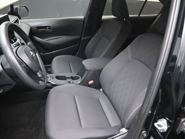 Used 2025 Toyota Corolla LE image 19